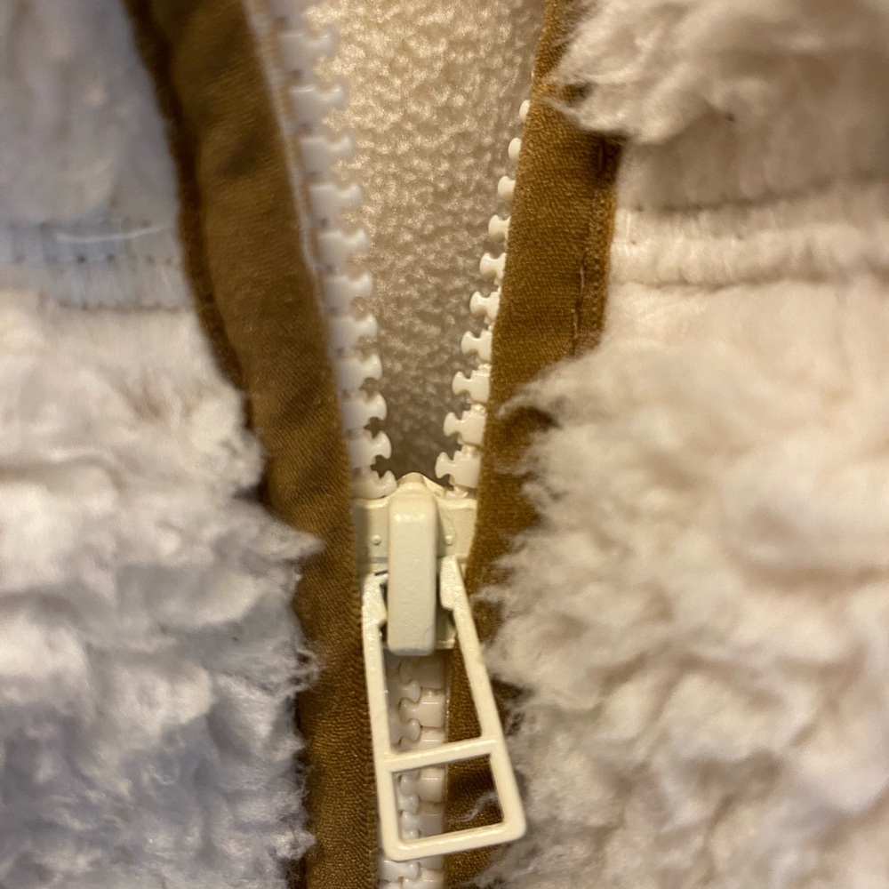 Chunky Jacket Universal Thread - Picture 3 of 7